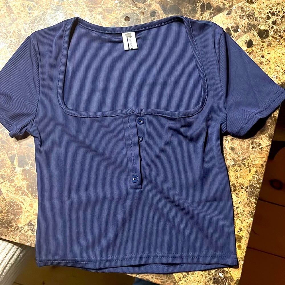 Crop shirt